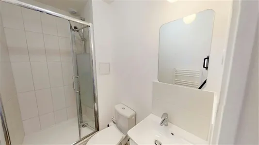 Rooms in Nanterre - photo 2