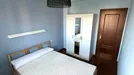 Room for rent, Vitoria-Gasteiz, País Vasco, &lt;span class=&quot;blurred street&quot; onclick=&quot;ProcessAdRequest(10813502)&quot;&gt;&lt;span class=&quot;hint&quot;&gt;See streetname&lt;/span&gt;[xxxxxxxxxxxxx]&lt;/span&gt;