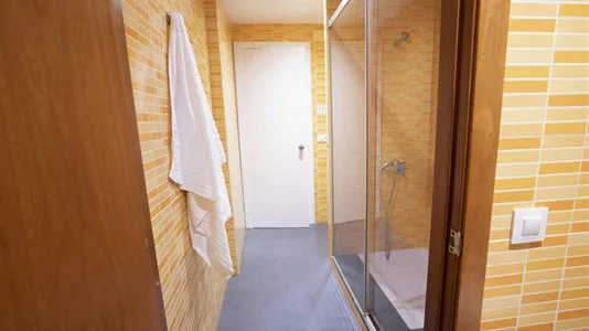 Rooms in Barcelona Ciutat Vella - photo 5