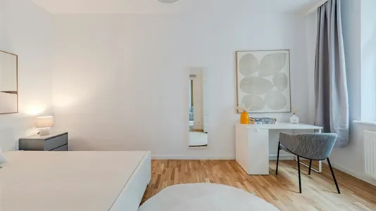 Apartments in Location is not specified - photo 4