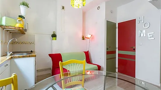 Apartments in Lyon - photo 4