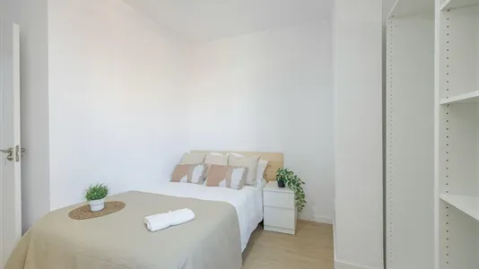 Rooms in el Camí de Vera - photo 5