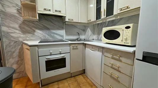 Rooms in Madrid Ciudad Lineal - photo 8