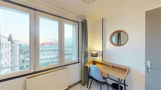 Rooms in Grenoble - photo 2