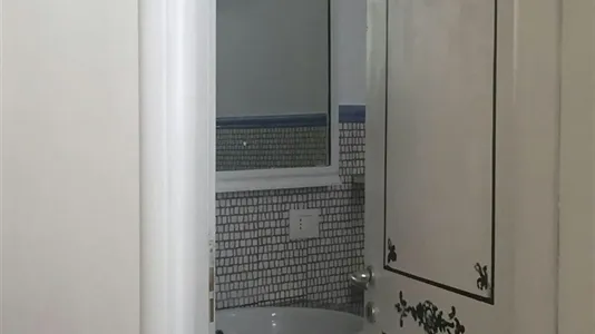 Rooms in Napoli Municipalità 4 - photo 4