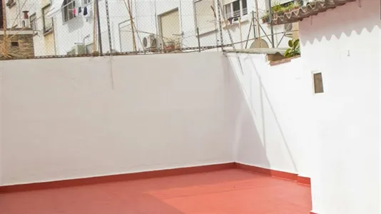 Rooms in Valencia Extramurs - photo 10