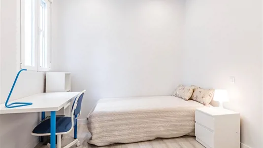 Rooms in Madrid Centro - photo 2