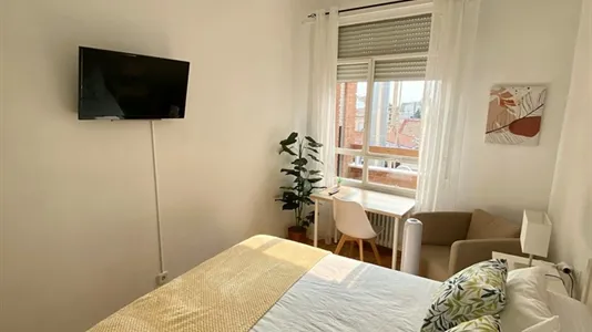 Rooms in Madrid Tetuán - photo 8