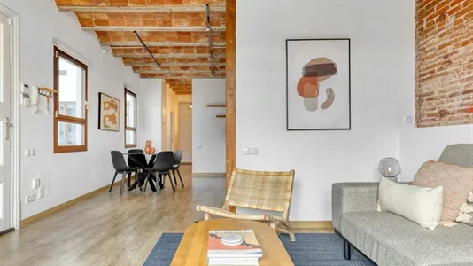 Apartments in Barcelona Eixample - photo 4