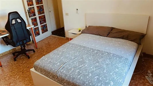 Rooms in Florence - photo 5