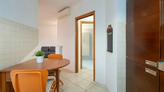 Apartments in Milano Zona 6 - Barona, Lorenteggio - photo 2