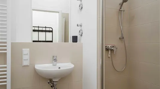 Rooms in Berlin Mitte - photo 7
