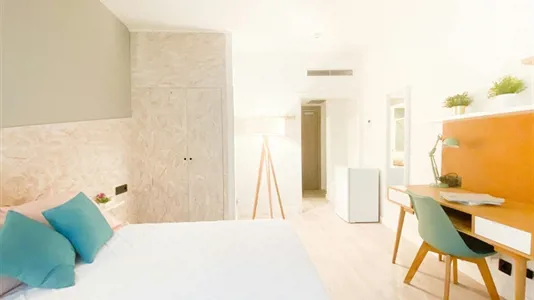 Rooms in Madrid Arganzuela - photo 2