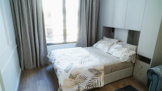 Apartments in Valencia Ciutat Vella - photo 3