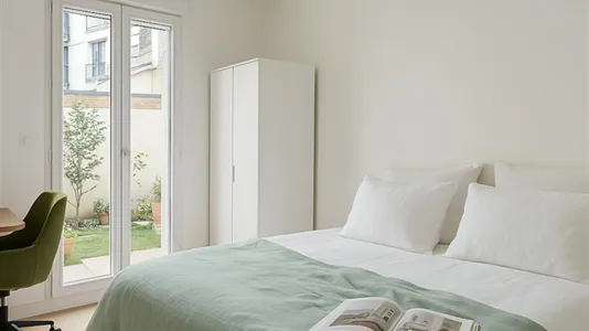 Rooms in Paris 20ème arrondissement - photo 2