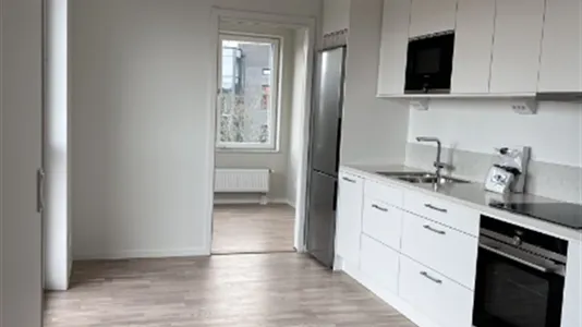 Apartments in Solna - photo 2