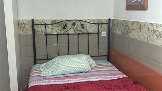 Apartments in Cornellà de Llobregat - photo 1