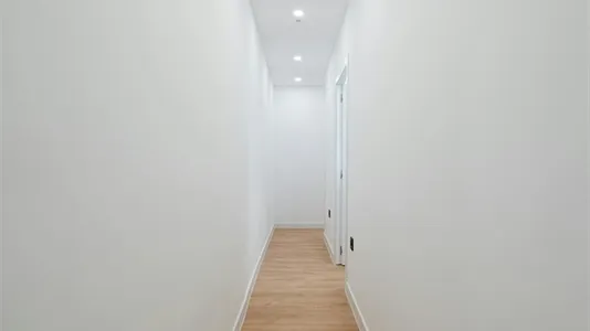 Rooms in Madrid Centro - photo 10