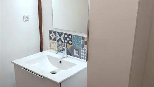 Apartments in Lyon - photo 8