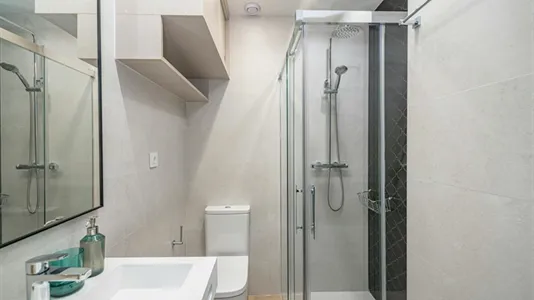 Rooms in Málaga - photo 8