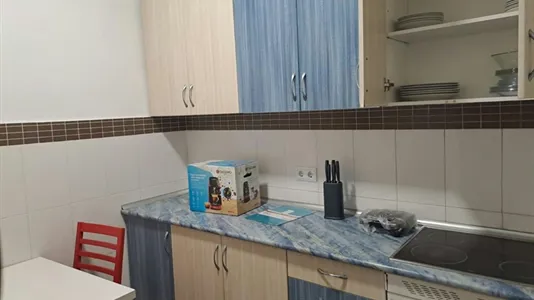 Rooms in Madrid Tetuán - photo 9