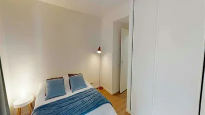 Room for rent in Boulogne-Billancourt, Île-de-France