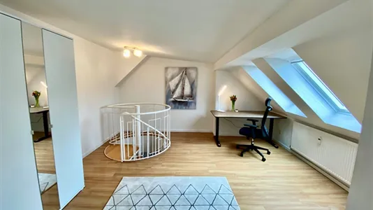 Apartments in Location is not specified - photo 8