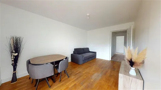 Apartments in Lyon - photo 3