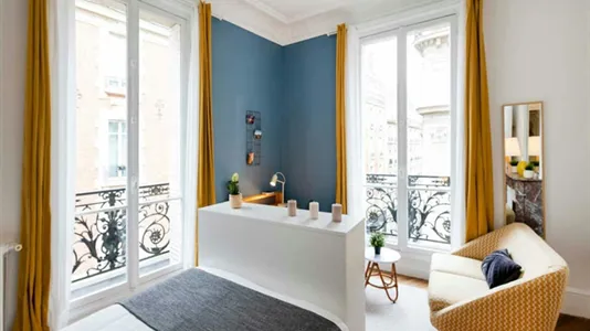 Rooms in Paris 16ème arrondissement (South) - photo 4