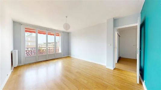 Apartments in Lyon - photo 8