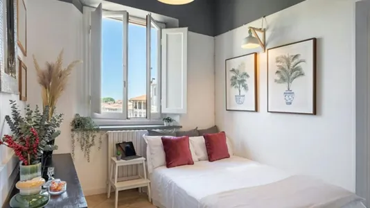 Apartments in Florence - photo 8