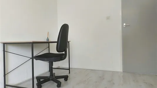 Rooms in Capelle aan den IJssel - photo 10