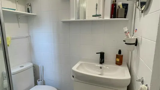 Rooms in Barcelona Eixample - photo 10