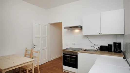 Rooms in Berlin Charlottenburg-Wilmersdorf - photo 4