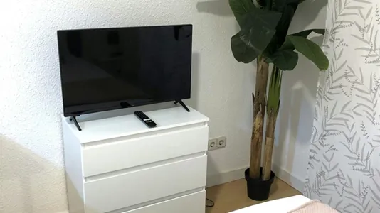 Rooms in Madrid Salamanca - photo 7