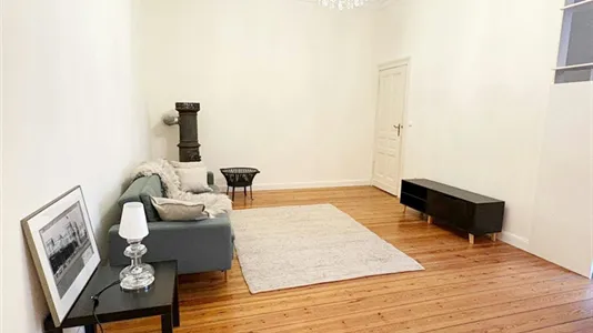 Apartments in Berlin Charlottenburg-Wilmersdorf - photo 2