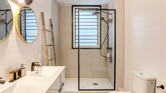 Rooms in Barcelona Eixample - photo 9