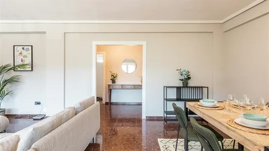 Rooms in Valencia Extramurs - photo 5