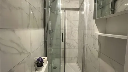 Apartments in Paris 17ème arrondissement - photo 7