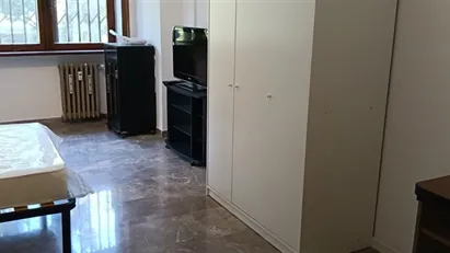 Room for rent in Roma Municipio II – Parioli/Nomentano, Rome