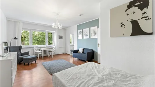 Apartments in Berlin Charlottenburg-Wilmersdorf - photo 4