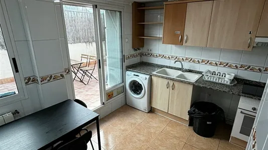 Rooms in Manises - photo 7