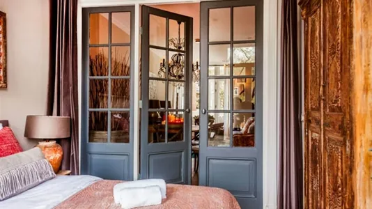 Apartments in Amsterdam Oud-West - photo 7