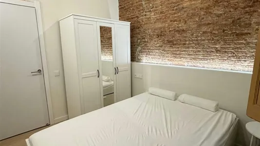 Apartments in Barcelona Ciutat Vella - photo 5