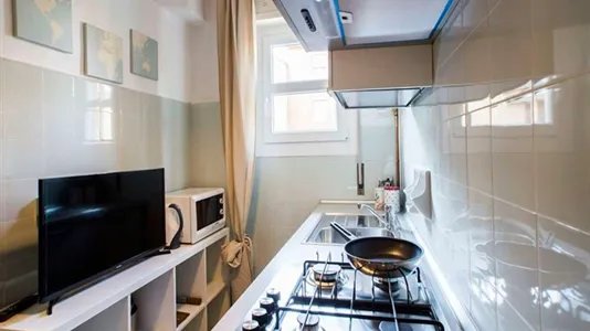 Rooms in Milano Zona 8 - Fiera, Gallaratese, Quarto Oggiaro - photo 9