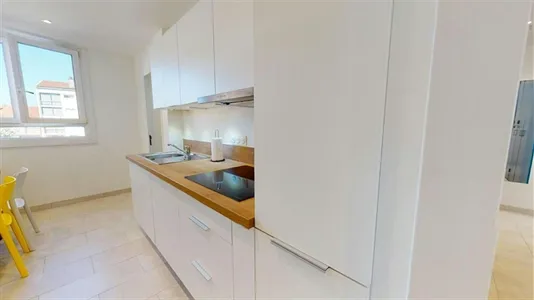 Rooms in Lyon - photo 8