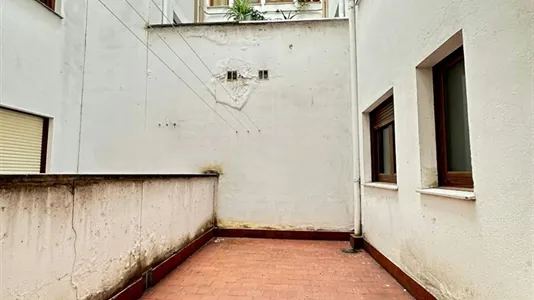 Rooms in Oviedo - photo 9