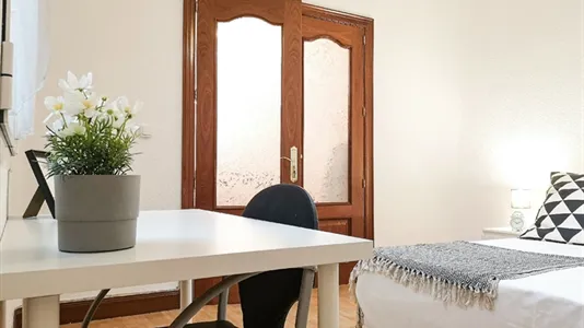 Rooms in Madrid Salamanca - photo 4