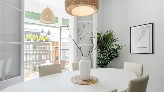 Rooms in Barcelona Eixample - photo 10