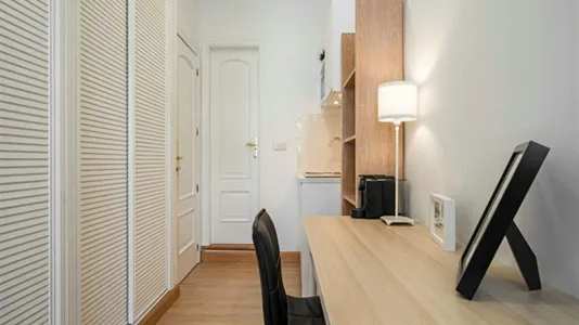 Rooms in Madrid Centro - photo 6
